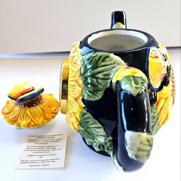 Beautiful Sunflower Teapot Clock - Picture 3 of 11